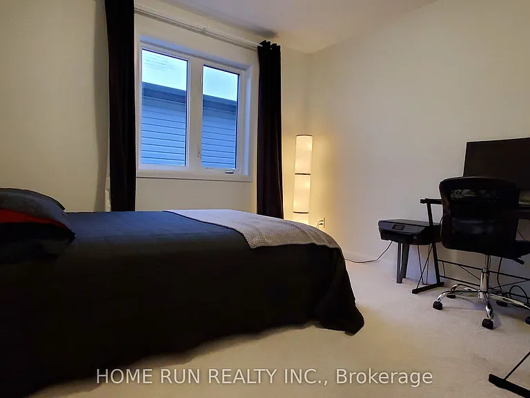 1005 Parabolica Way — Photo 11