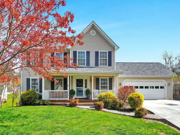 3129 Valley Stream Dr, Roanoke, VA 24014