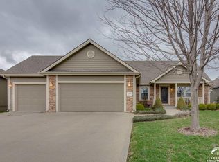5520 Plymouth Dr, Lawrence, KS 66049