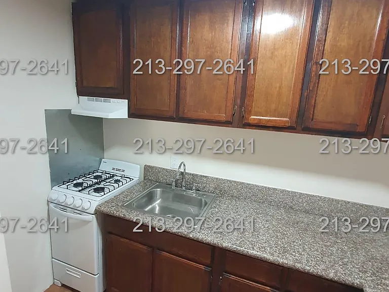 619 S Rampart Blvd #106 — Photo 3