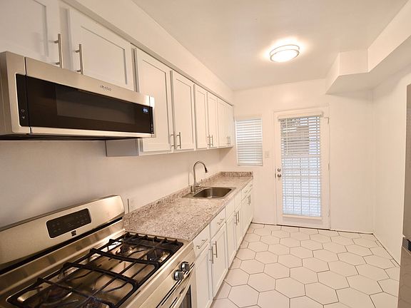 2nd image of 5716 Kester Ave Unit 2