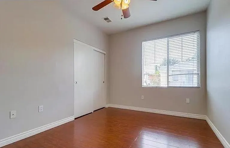5444 Mandarin Cv — Photo 19