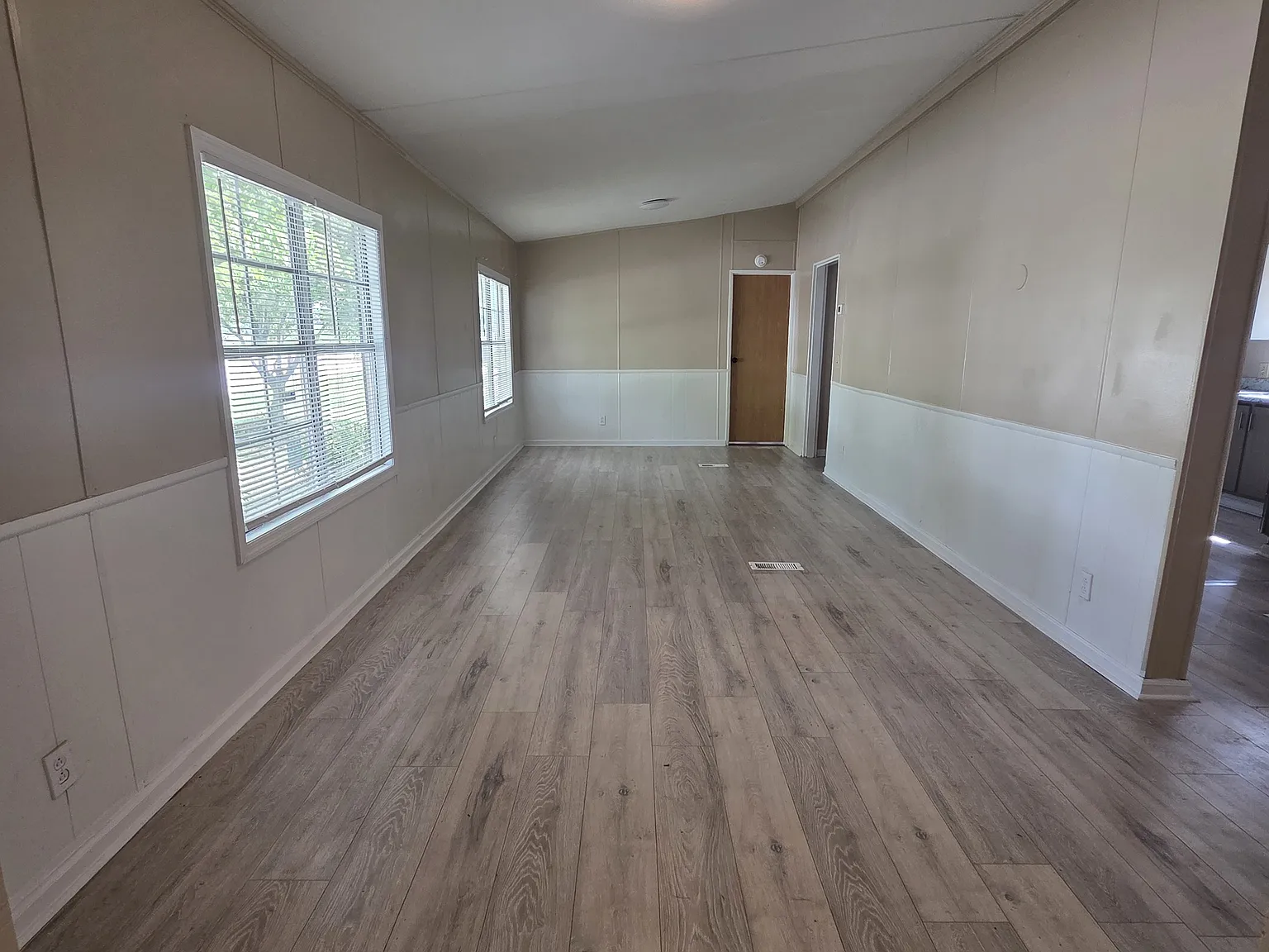 3526 Highview Court - 1 — Photo 2
