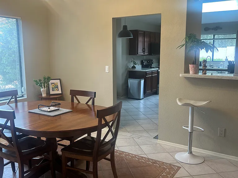 15242 S 37th Pl — Photo 9