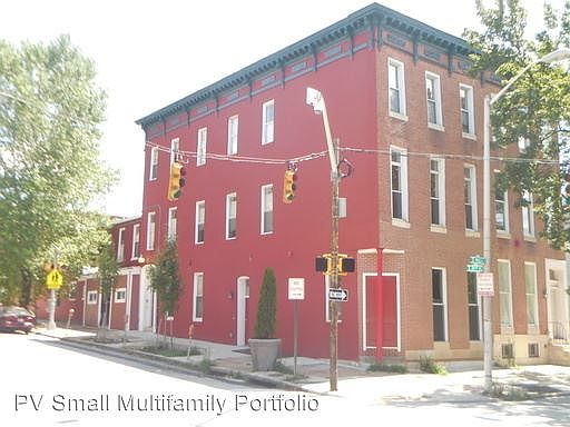 2nd image of 2031 Saint Paul St APT 1R