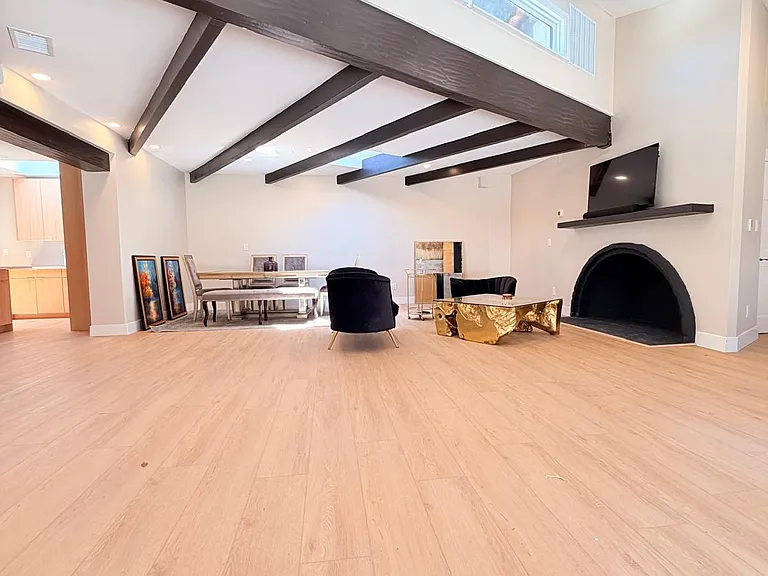 1565 Nautilus St #A — Photo 34