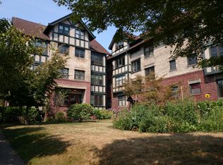 403 16th Ave E APT A, Seattle, WA 98112