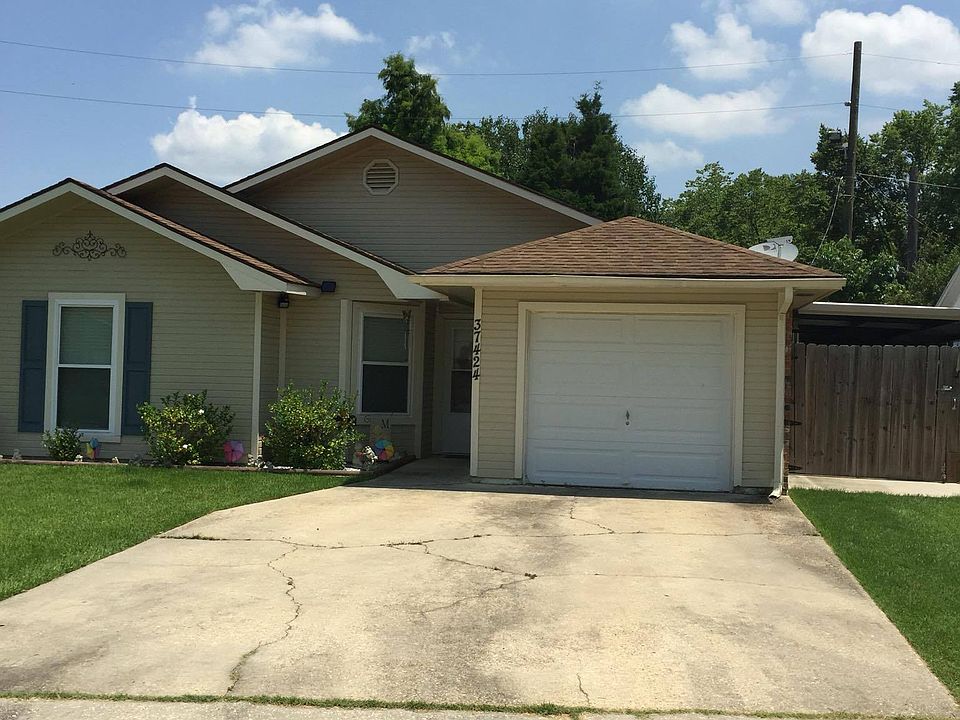 1st image of 37424 W Hillside Dr