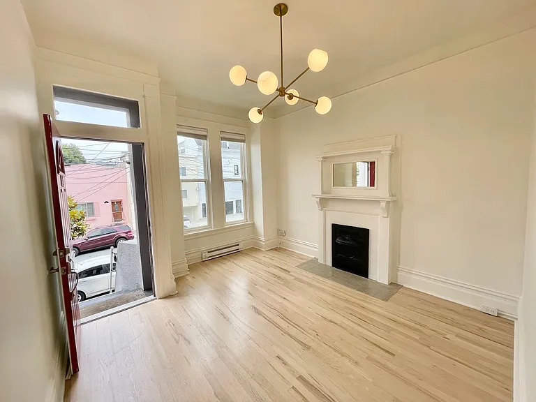 82 Alvarado St — Photo 1
