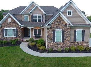 8015 Butterfly St, Concord Township, OH 44077