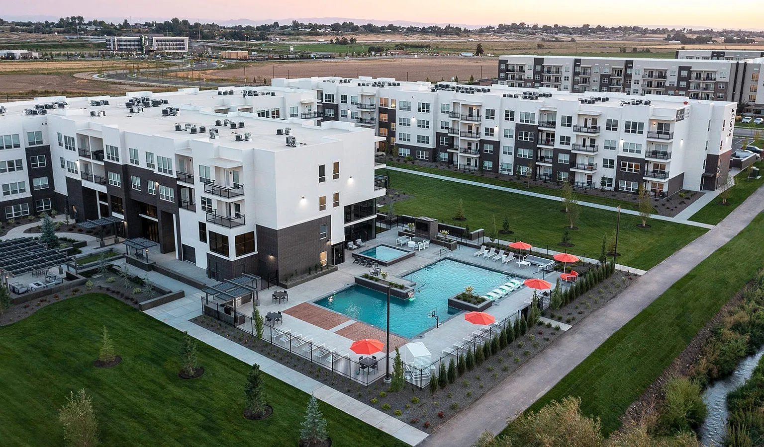 The Flats at Ten Mile — Photo 2