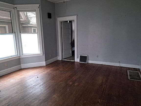 2nd image of 634 N Byers Avenue