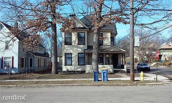 1403 Lafayette NE Exterior