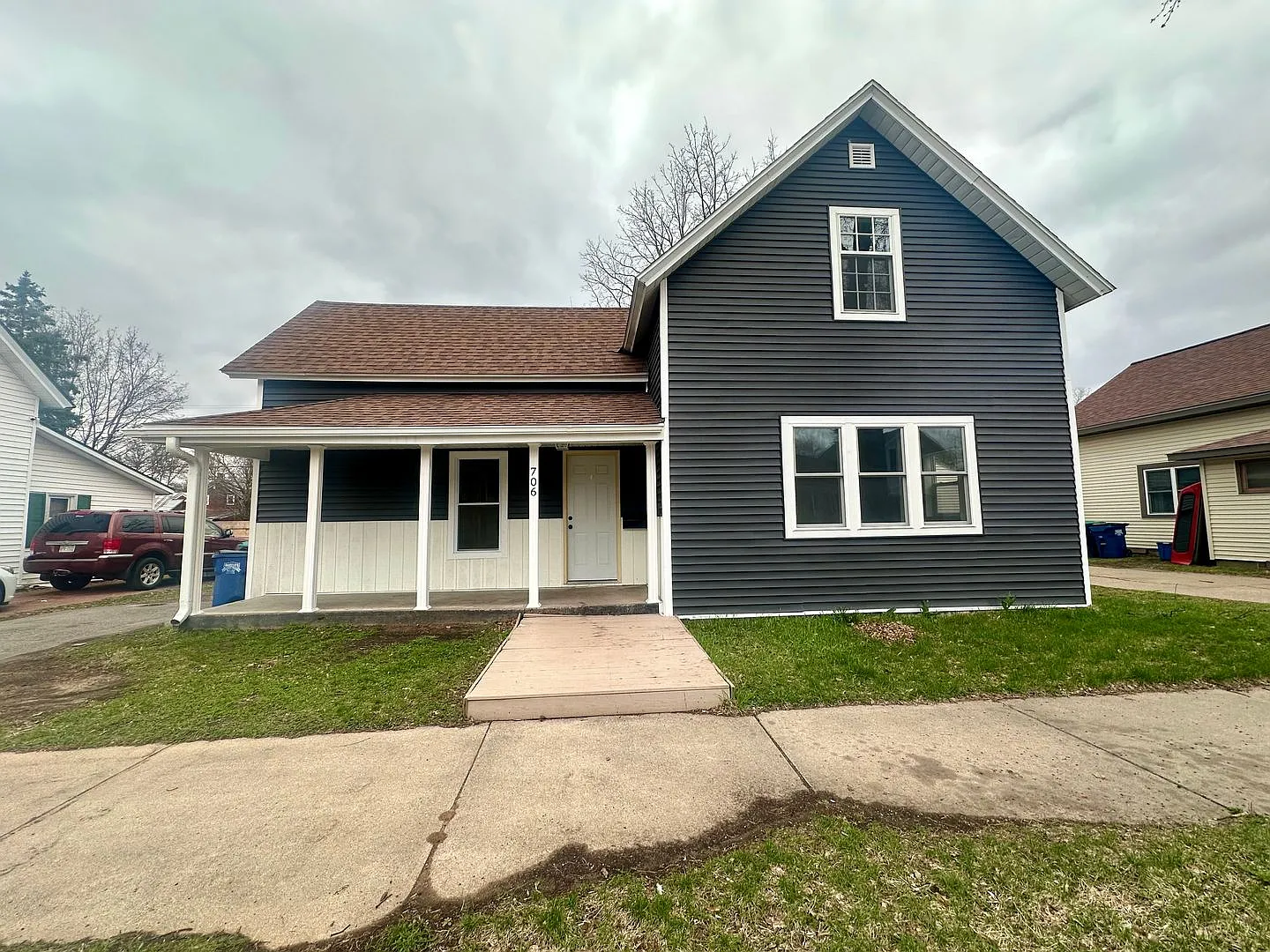5 Bed 2 Bath Single Family Home in Wausau — Photo 1
