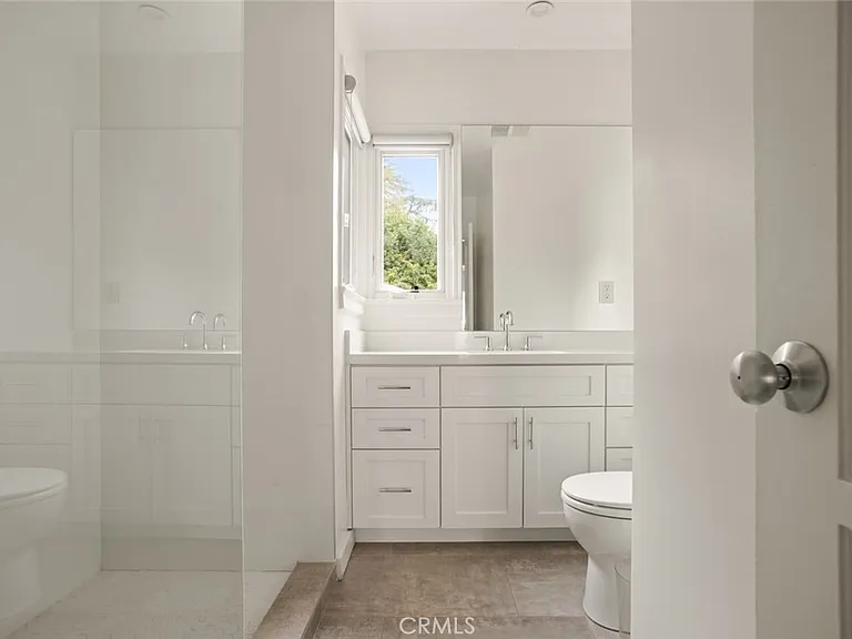 10215 Eldora Ave — Photo 16