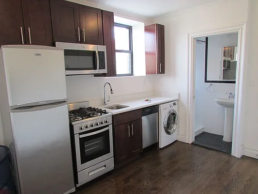 Rented by Westminster Management | media 27