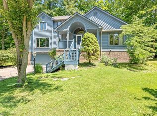 500 Old Reservoir Rd, Berea, OH 44017