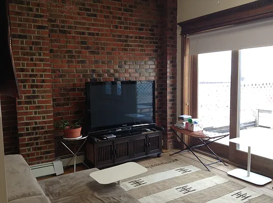 Rented by Compass | media 37