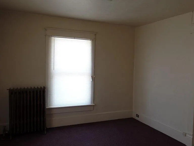 137 Bronk St #3 — Photo 2