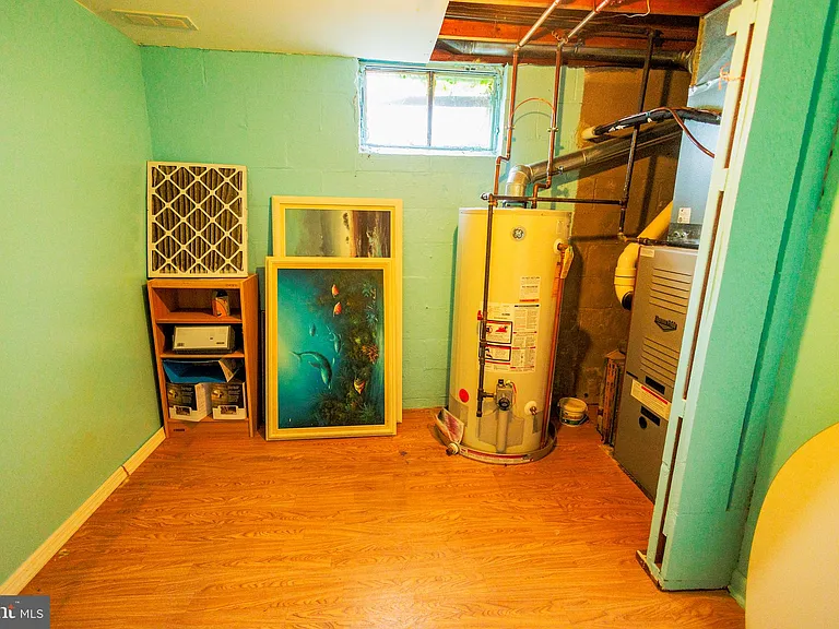 300 Macclelland Ave — Photo 39