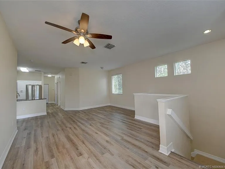 44 SE Sedona Cir #201 — Photo 9