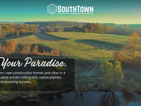 53 Westwood Cir, Kalona, IA 52247