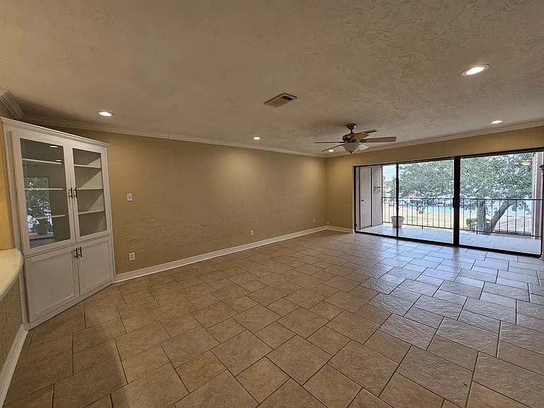15575 Marina Dr #323A — Photo 21