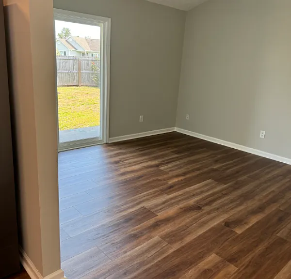 7005 Alamosa Dr — Photo 4