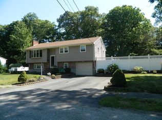 38 W Meadow Dr, Brockton, MA 02301