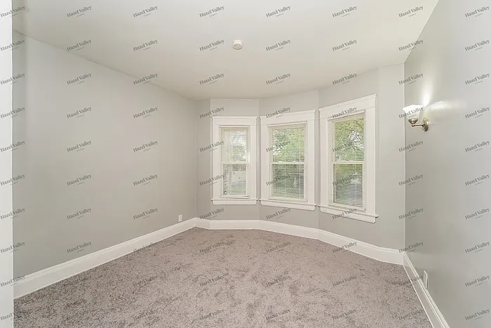 9003 Kempton Ave — Photo 9
