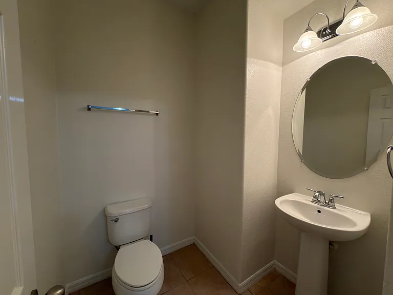 1036 Laurel Ridge Ln — Photo 12