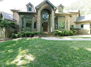 642 Chilhoe Dr, Canton, GA 30115