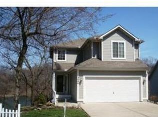3404 Bayview Dr, Grandview, MO 64030