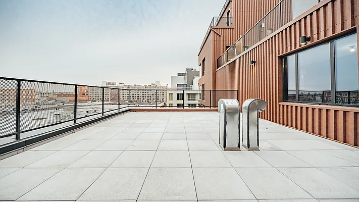 Rented by Nooklyn NYC LLC | media 103