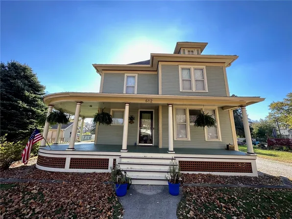 612 W Jefferson St, Winterset, IA 50273