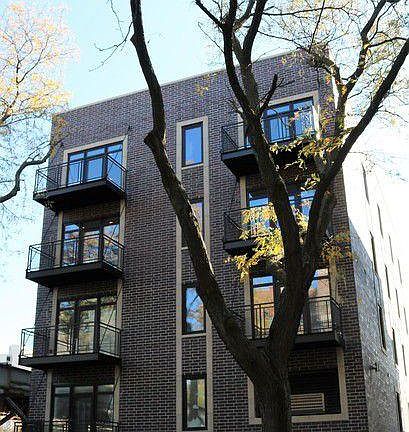 2nd image of 317 W Evergreen Ave