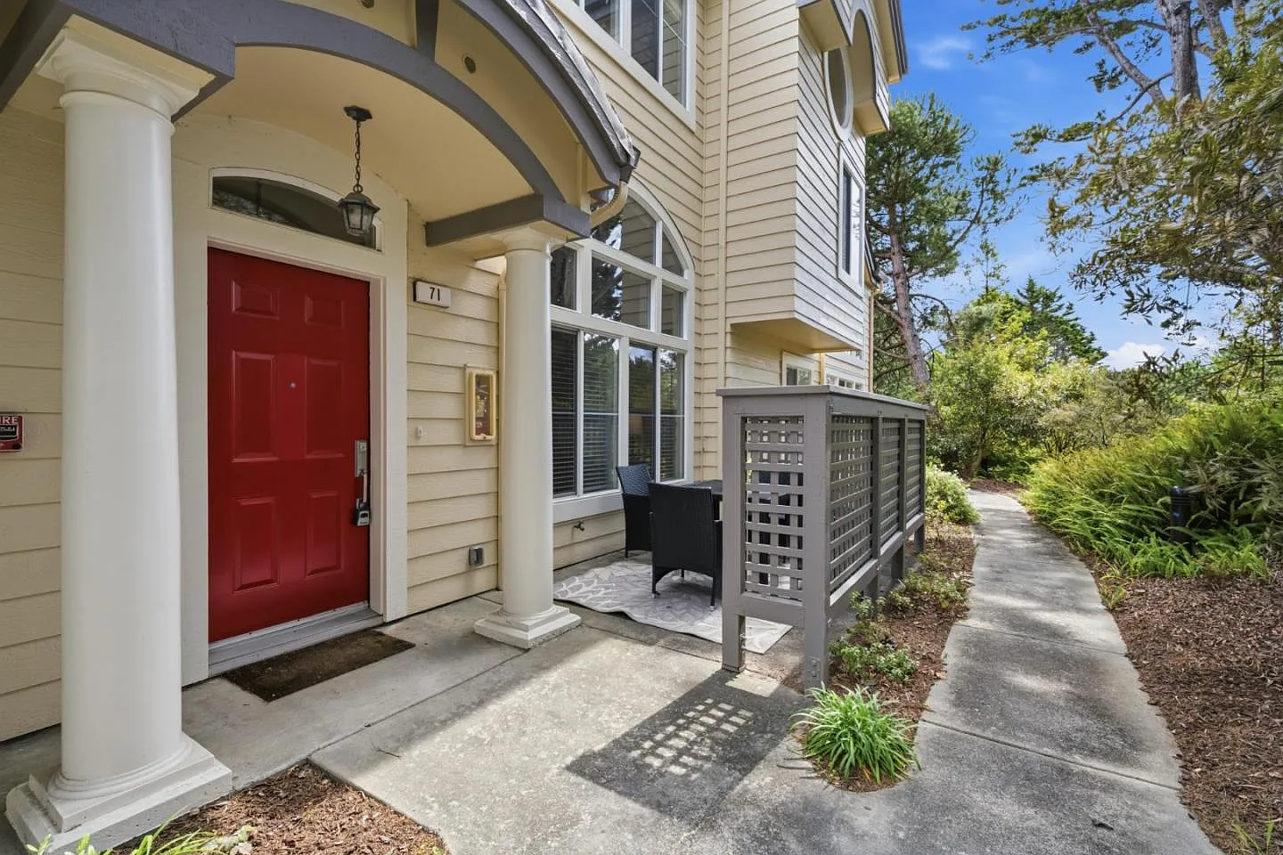 71 Patrick Way photo 1