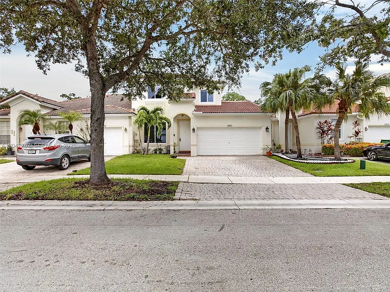 18843 SW 26th St — Photo 51