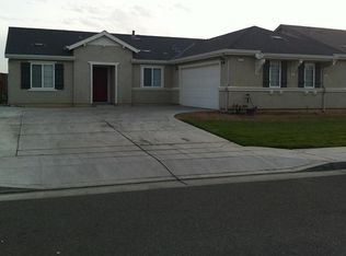 5171 W Oslin Ave, Fresno, CA