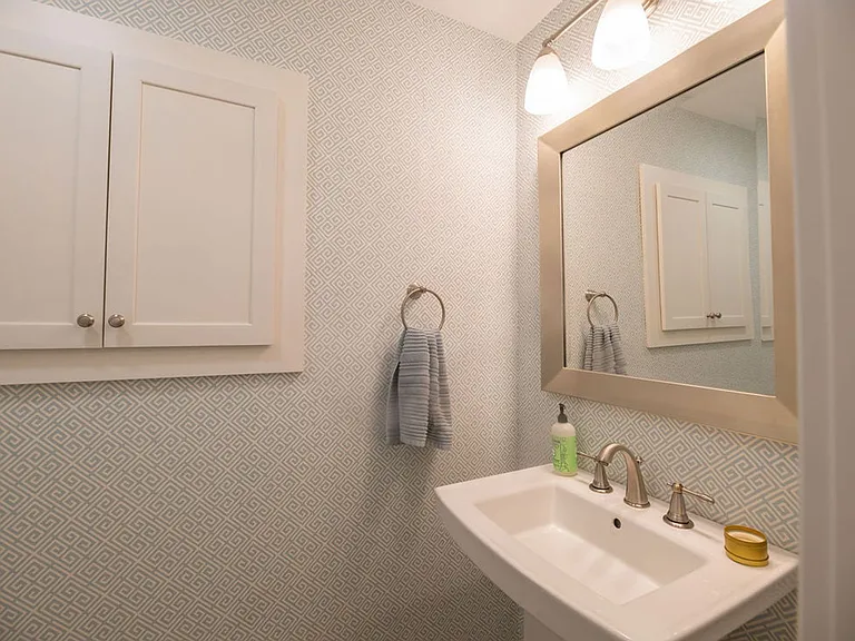 23213 Fairmount Blvd — Photo 10