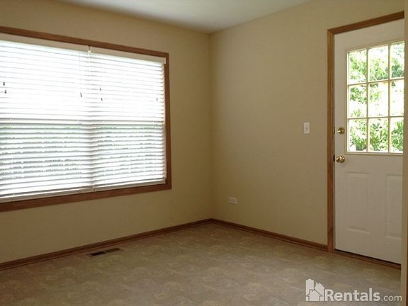 4th image of 4339 Ashford Ct