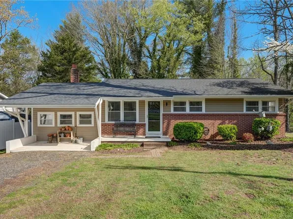 1203 Lawson St, Eden, NC 27288