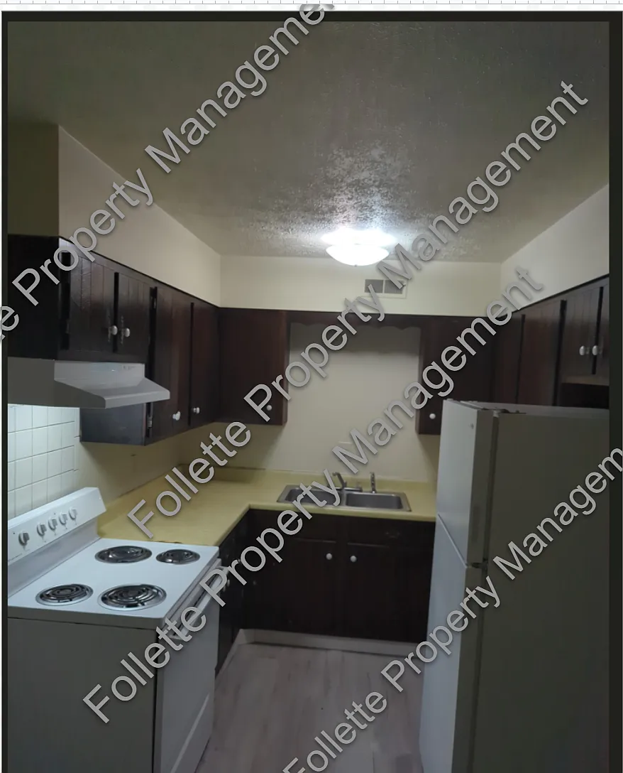 2 bed, 800 sqft, $800 — Photo 3