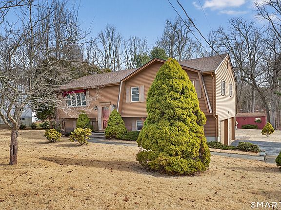 3rd image of 99 Dayton Road