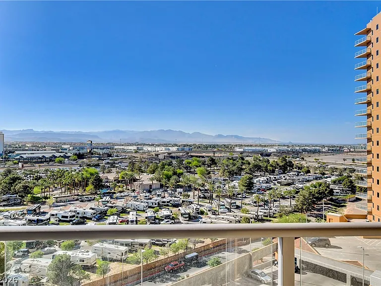 8255 Las Vegas Blvd S #1116 — Photo 35