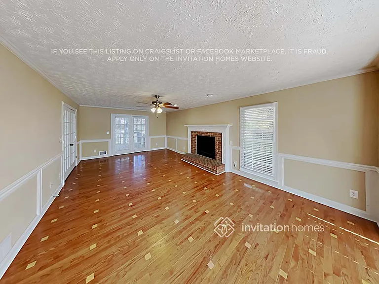4611 Pine Harbor Ct NE — Photo 5