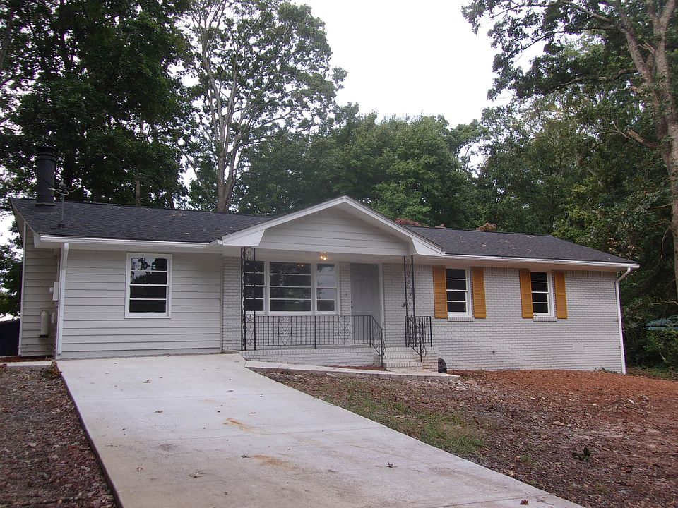 1st image of 259 Dogwood Ln