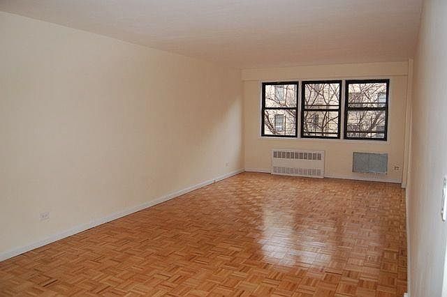 1st image of 244 Seaman Ave #4B