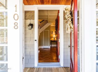 108 Battin Rd, Fair Haven, NJ 07704