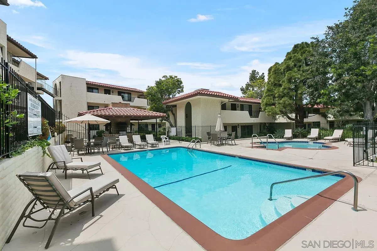 Mission Bay Condominiums — Photo 1